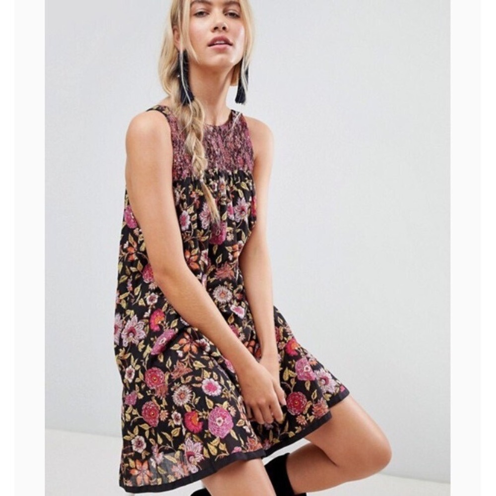 Free People Oh Baby Floral Mini Dress Size XS Bohemian Dainty Feminine Casual